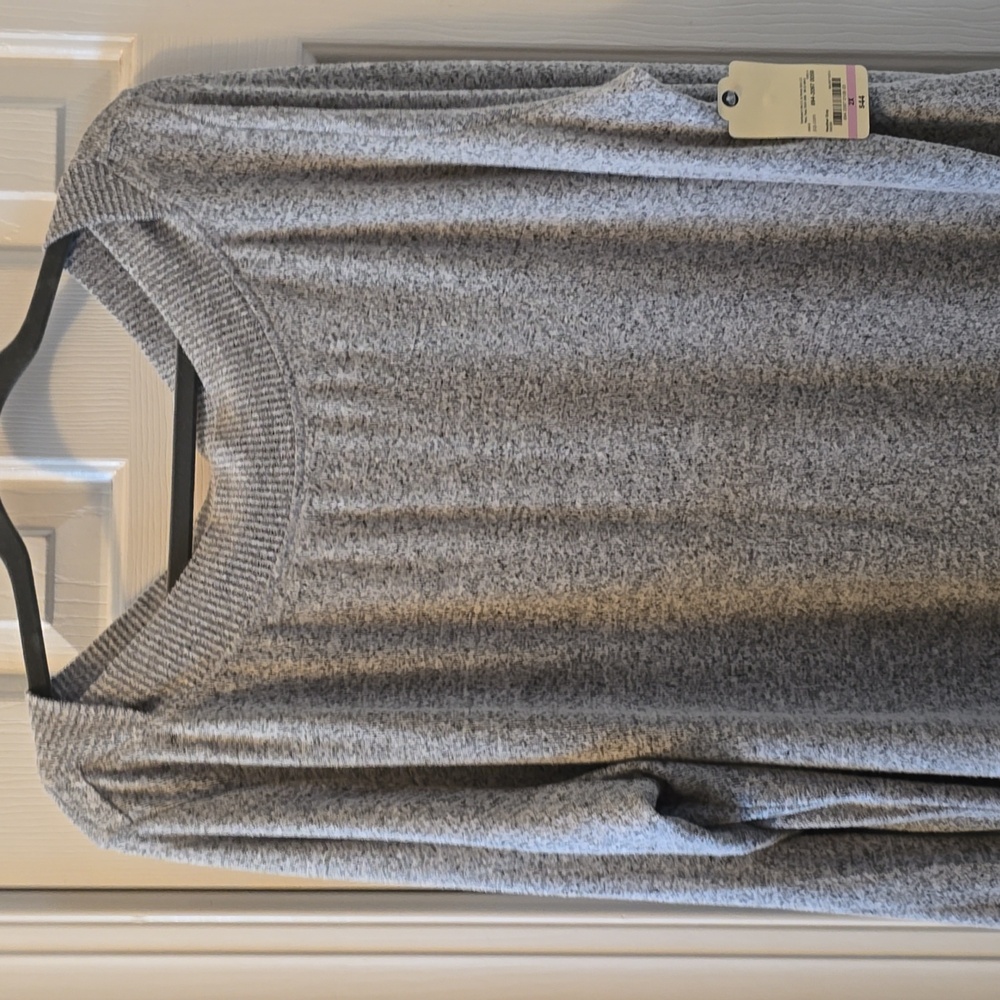 ST. JOHNS BAY WOMAN'S PLUS SIZE HEATHER GRAY LONG SLEEVES TOP SIZE 2X